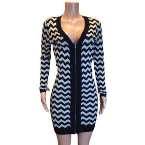 Theme Black White Chevron Zip Front Bodycon Sweater Dress Size M Long Sleeve
